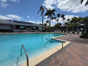 6298 NW 170th Ln, Hialeah FL 33015