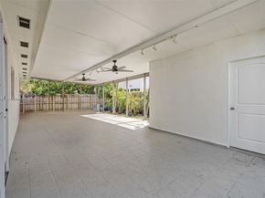 6418 SW 39th Ter, Miami FL 33155