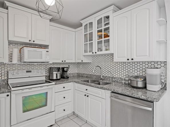 6418 SW 39th Ter, Miami FL 33155