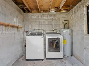 6418 SW 39th Ter, Miami FL 33155