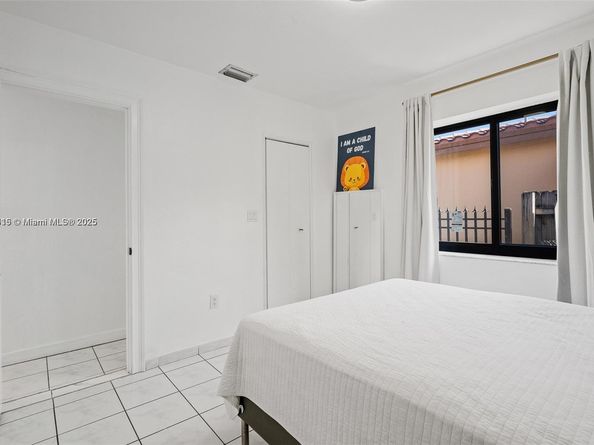 6418 SW 39th Ter, Miami FL 33155