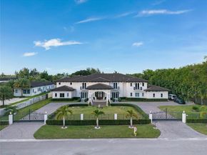 12401 SW 45th St, Miami FL 33175