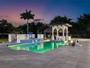 12401 SW 45th St, Miami FL 33175