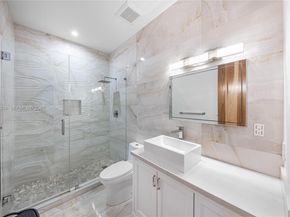 12401 SW 45th St, Miami FL 33175