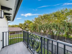 12401 SW 45th St, Miami FL 33175