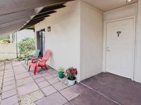 101 SW 96th Ter 101, Plantation FL 33324