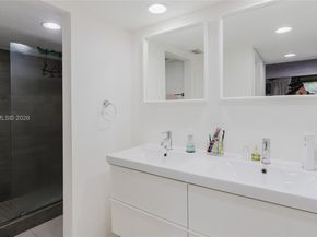 101 SW 96th Ter 101, Plantation FL 33324
