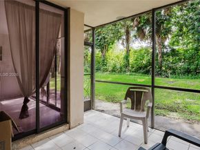 101 SW 96th Ter 101, Plantation FL 33324