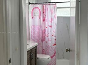 1370 NW 154th Ave, Pembroke Pines FL 33028