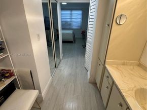 900 Colony Point Cir 218, Pembroke Pines FL 33026