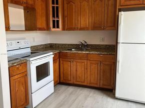 4816 NW 9th Dr 4816, Plantation FL 33317