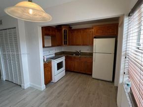 4816 NW 9th Dr 4816, Plantation FL 33317