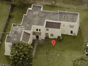 1240 Sesame St, Opa-Locka FL 33054