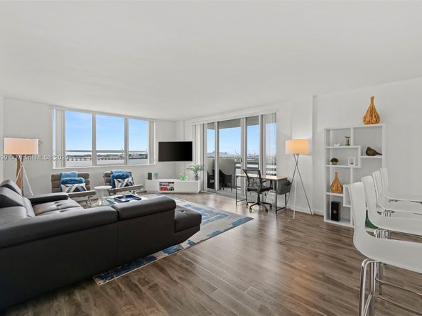 1500 Bay Rd 1438S, Miami Beach FL 33139