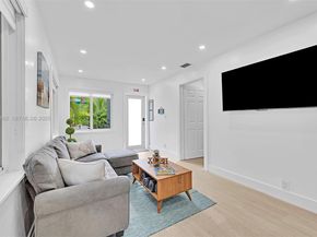 1960 Riverside Dr, Fort Lauderdale FL 33312