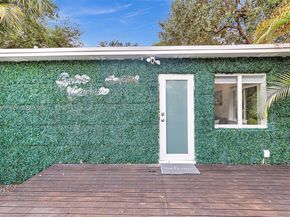 1960 Riverside Dr, Fort Lauderdale FL 33312