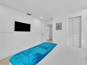 1960 Riverside Dr, Fort Lauderdale FL 33312