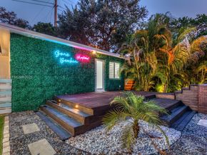 1960 Riverside Dr, Fort Lauderdale FL 33312