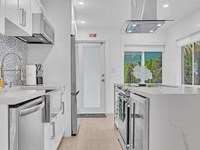 1960 Riverside Dr, Fort Lauderdale FL 33312