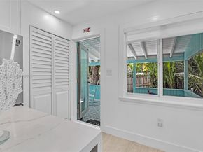 1960 Riverside Dr, Fort Lauderdale FL 33312