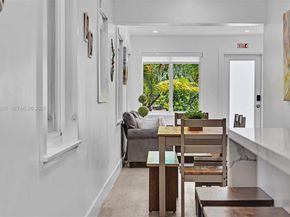 1960 Riverside Dr, Fort Lauderdale FL 33312