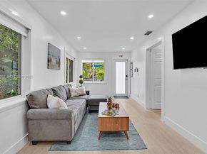 1960 Riverside Dr, Fort Lauderdale FL 33312