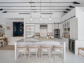 536 Jeronimo Dr, Coral Gables FL 33146