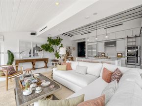 536 Jeronimo Dr, Coral Gables FL 33146