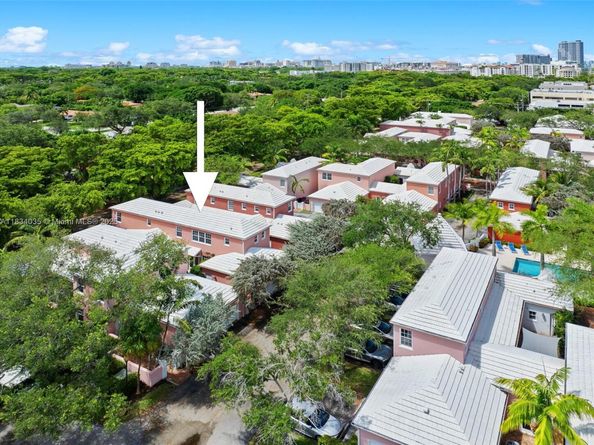 568 Loretto Ave 11, Coral Gables FL 33146