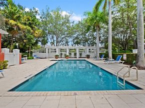 568 Loretto Ave 11, Coral Gables FL 33146