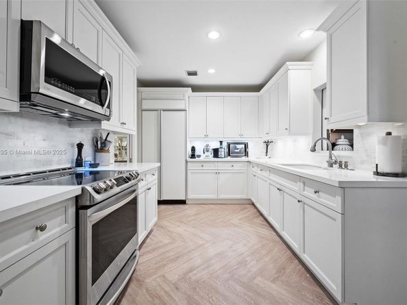 568 Loretto Ave 11, Coral Gables FL 33146