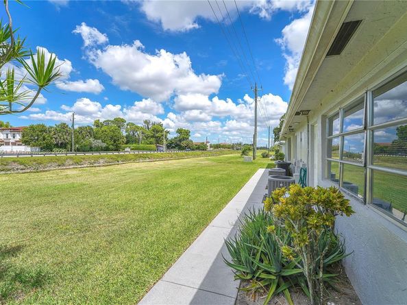 14529 Canalview Dr B, Delray Beach FL 33484