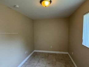 483 NW 19th St 362, Miami FL 33136