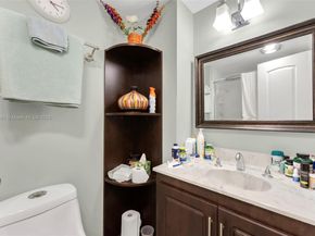 3800 Hillcrest Dr 412, Hollywood FL 33021