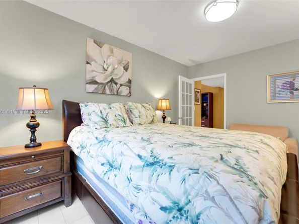 3800 Hillcrest Dr 412, Hollywood FL 33021