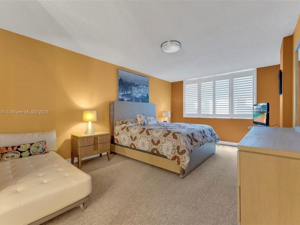 3800 Hillcrest Dr 412, Hollywood FL 33021