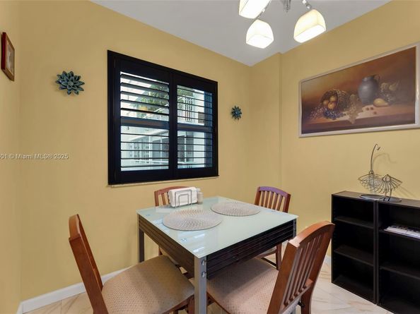 3800 Hillcrest Dr 412, Hollywood FL 33021