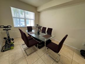 11603 NW 89th St 215, Doral FL 33178