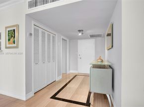 900 Bay Dr 125, Miami Beach FL 33141