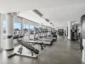 900 Bay Dr 125, Miami Beach FL 33141