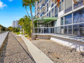 900 Bay Dr 125, Miami Beach FL 33141