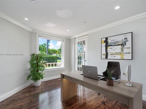 1365 SW 18th St, Miami FL 33145