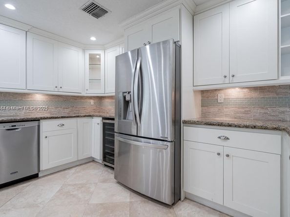 1365 SW 18th St, Miami FL 33145