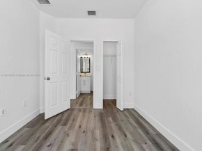 1366 SE 26th Ave, Homestead FL 33035