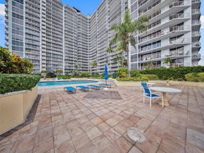 7601 E Treasure Dr 711, North Bay Village FL 33141