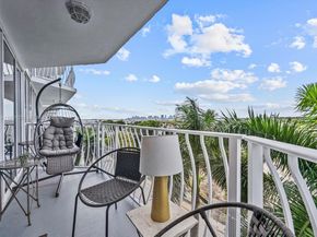 7601 E Treasure Dr 711, North Bay Village FL 33141