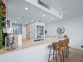 7601 E Treasure Dr 711, North Bay Village FL 33141