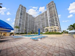 7601 E Treasure Dr 711, North Bay Village FL 33141