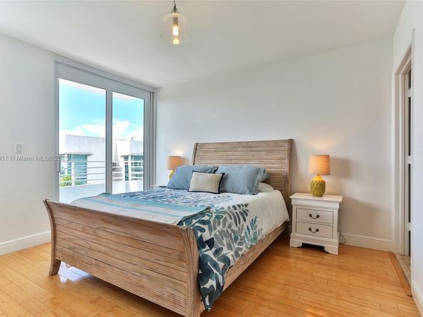 7800 Collins Ave 508, Miami Beach FL 33141