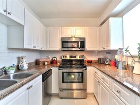 7800 Collins Ave 508, Miami Beach FL 33141